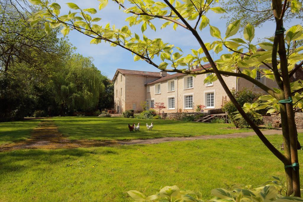 Hotel Le Moulin De Nanteuil Migné-Auxances Exteriér fotografie